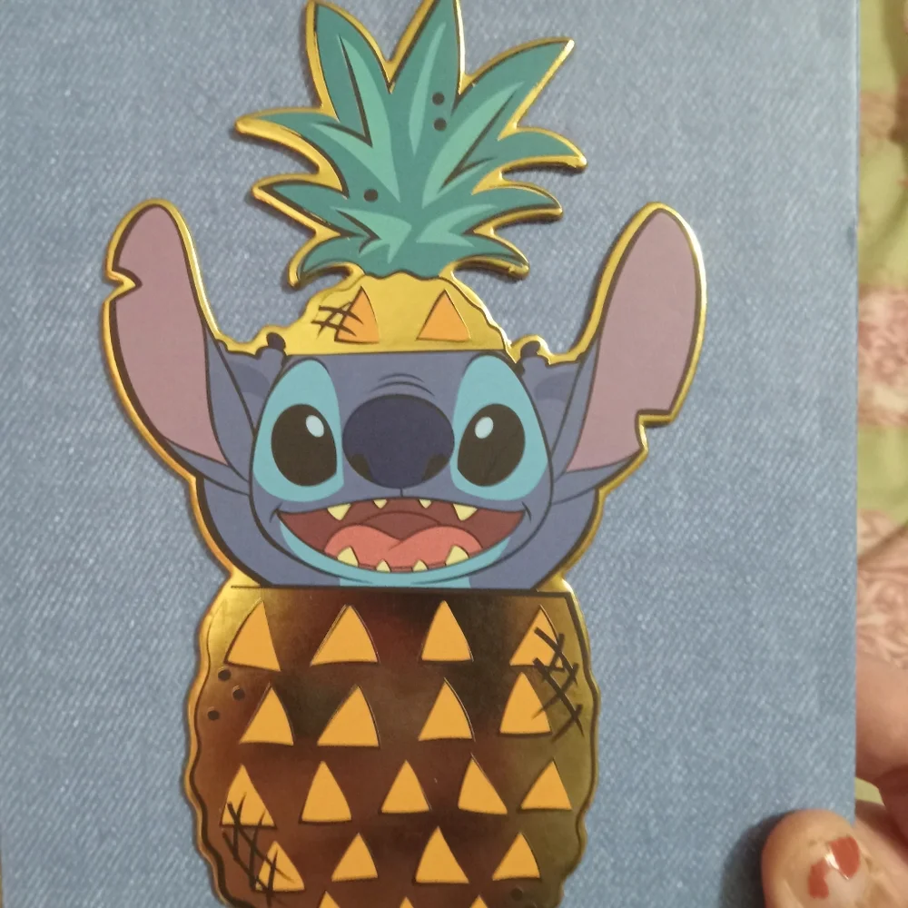 NWOT Disney Stitch Eyeshadow Palette